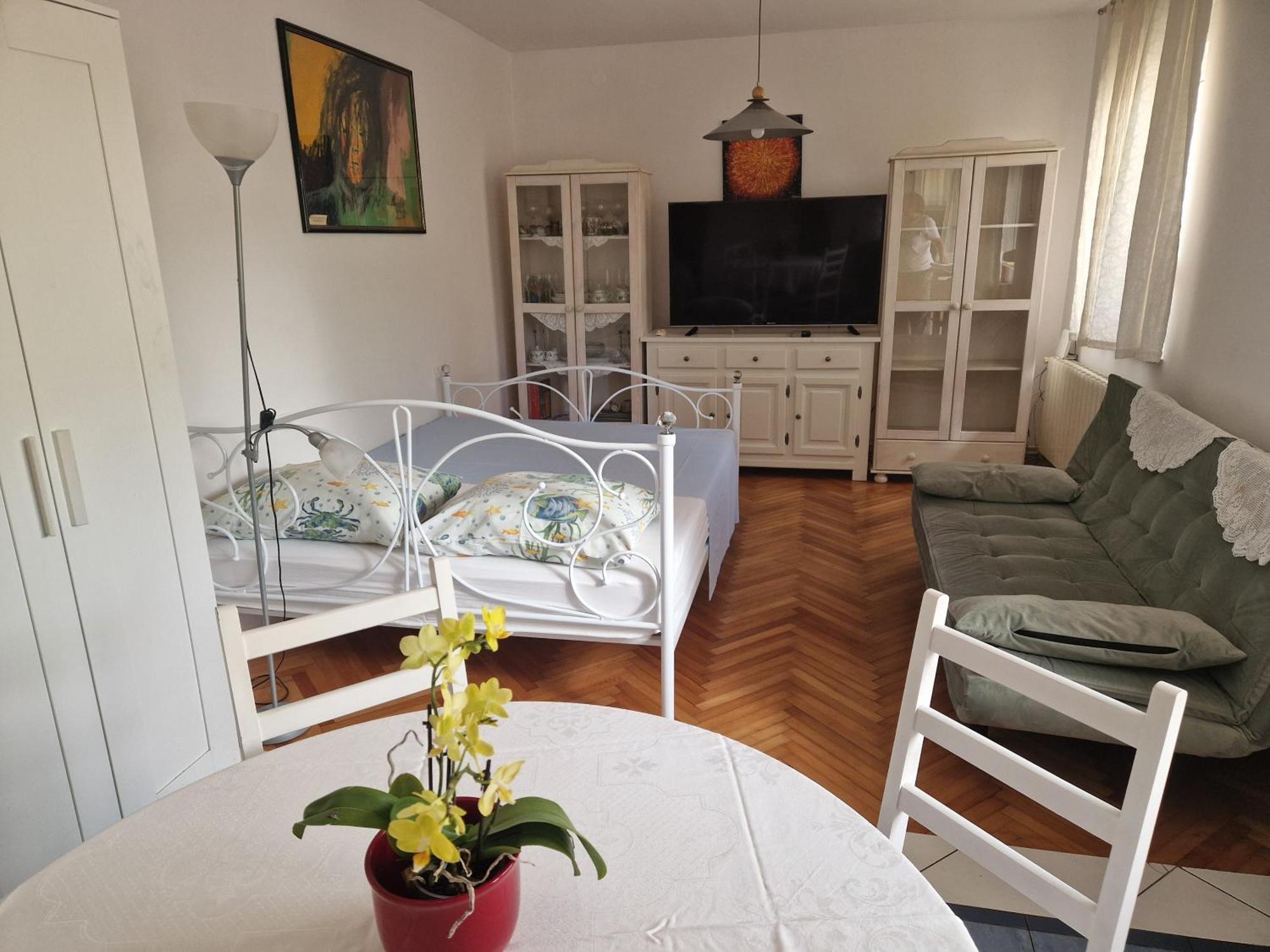 Apartment Nena *